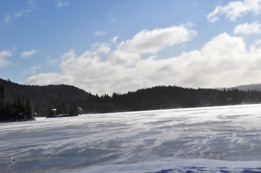 Hotel La Taniere De L'Ours Saint-Donat-de-Montcalm Zewnętrze zdjęcie